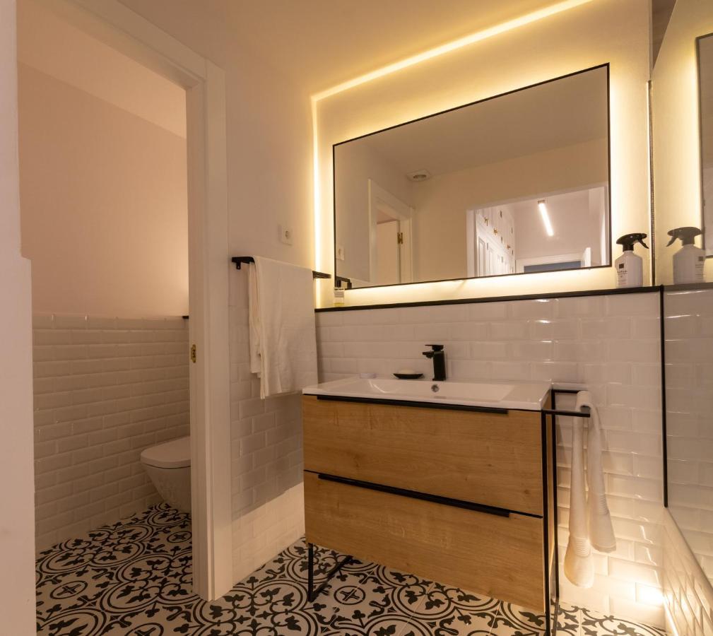 Bilbao Henao Park De Bilbao Suites, En Pleno Centro Con Garaje Directo ภายนอก รูปภาพ
